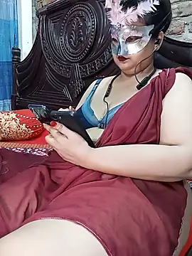 Tanisha-Chy online show from June 29, 2026, 5:46 pm