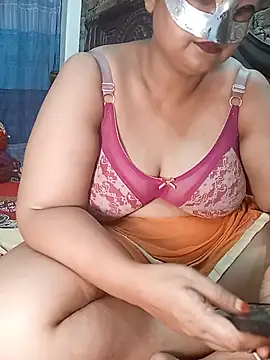 Tanisha-Chy online show from July 3, 2026, 5:14 am