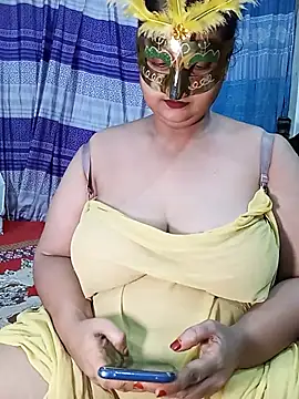 Tanisha-Chy online show from July 3, 2026, 5:30 pm