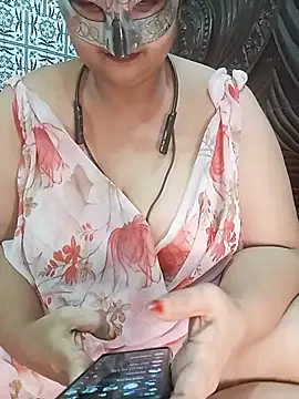 Tanisha-Chy online show from July 25, 2026, 6:22 am