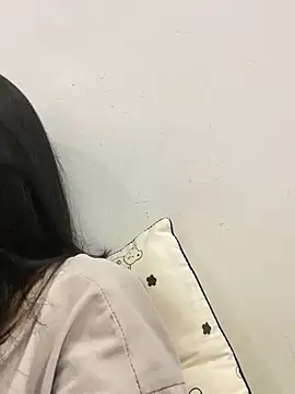 Snapshot of Mochi21 chatting on October 8, 2025, 4:32 am Mochi21 online show from October 8, 2025, 4:32 am