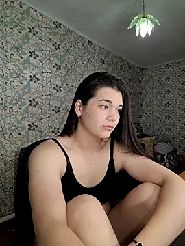 Snapshot of Albi_Glow chatting on September 11, 2025, 5:35 pm Albi Glow online show from September 11, 2025, 5:35 pm