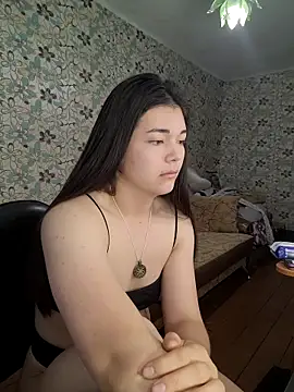 Snapshot of Albi_Glow chatting on September 26, 2025, 2:48 am Albi Glow online show from September 26, 2025, 2:48 am