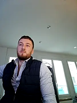 Snapshot of Keviios chatting on October 17, 2025, 6:49 am Keviios online show from October 17, 2025, 6:49 am