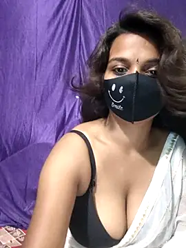 Snapshot of cutie_pei002 chatting on October 31, 2025, 3:07 am cutie pei002 online show from October 31, 2025, 3:07 am