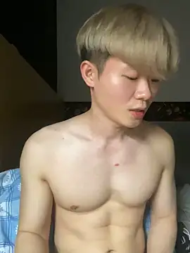 Snapshot of zachlee_69 chatting on November 12, 2025, 7:46 pm zachlee 69 online show from November 12, 2025, 7:46 pm