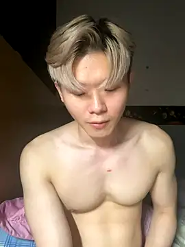 Snapshot of zachlee_69 chatting on November 22, 2025, 9:47 pm zachlee 69 online show from November 22, 2025, 9:47 pm