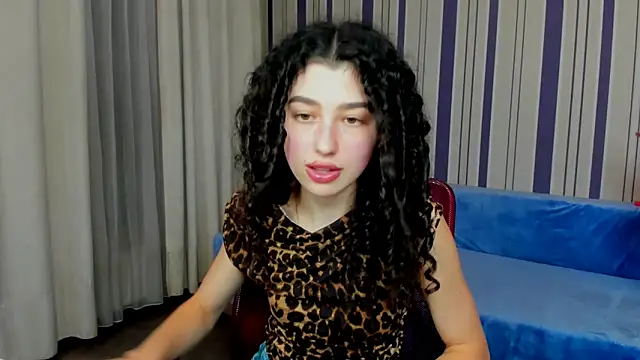 ArianaFoxi online show from September 12, 2025, 1:00 pm