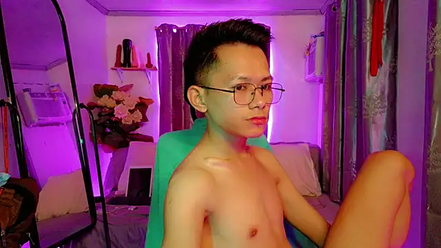 Skinny CumLoader69 online show from December 5, 2025, 8:45 am