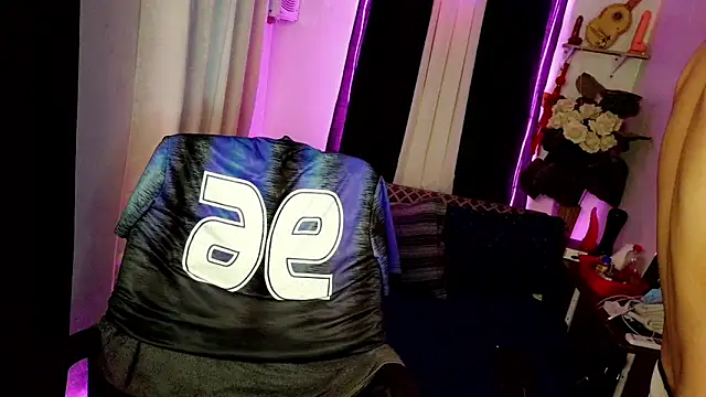 Skinny CumLoader69 online show from February 22, 2026, 2:56 am