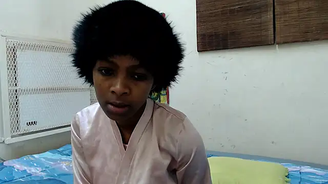 Snapshot of BetzLeexoxo chatting on June 21, 2026, 6:21 pm BetzLeexoxo online show from June 21, 2026, 6:21 pm