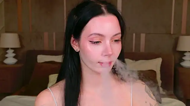 Snapshot of Goldy_Stark chatting on September 25, 2025, 8:45 pm Goldy Stark online show from September 25, 2025, 8:45 pm