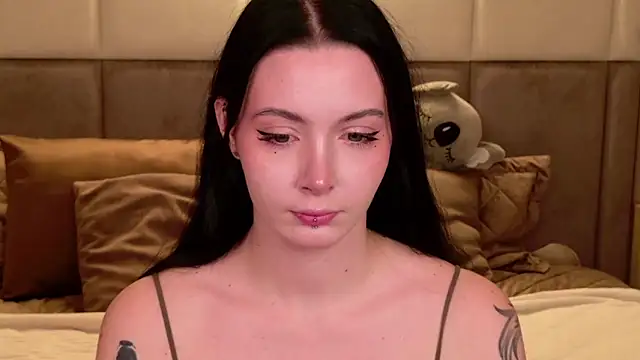 Snapshot of Goldy_Stark chatting on September 29, 2025, 8:46 pm Goldy Stark online show from September 29, 2025, 8:46 pm