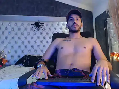 Snapshot of JhosuaCollins_ chatting on October 12, 2025, 1:43 pm JhosuaCollins online show from October 12, 2025, 1:43 pm