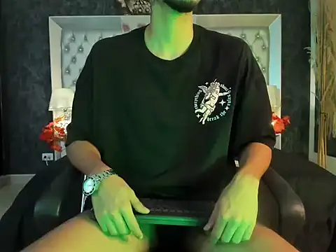 Snapshot of JhosuaCollins_ chatting on October 22, 2025, 2:39 pm JhosuaCollins online show from October 22, 2025, 2:39 pm