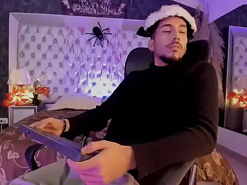 Snapshot of JhosuaCollins_ chatting on October 31, 2025, 12:50 pm JhosuaCollins online show from October 31, 2025, 12:50 pm