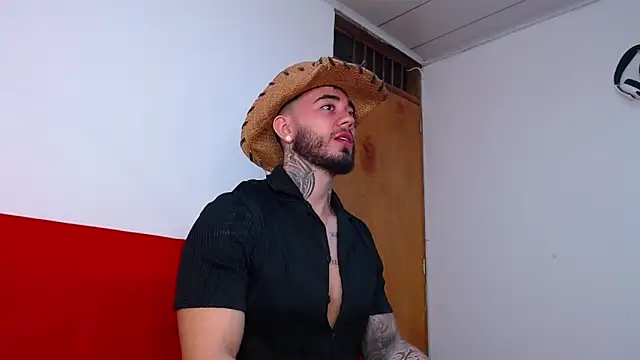 tommyblessd1 online show from September 10, 2025, 6:35 am