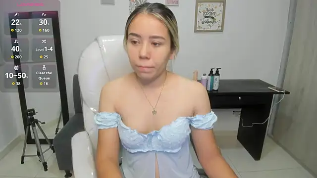 Snapshot of Aiilyn_Ds chatting on September 26, 2025, 9:35 am Aiilyn Ds online show from September 26, 2025, 9:35 am