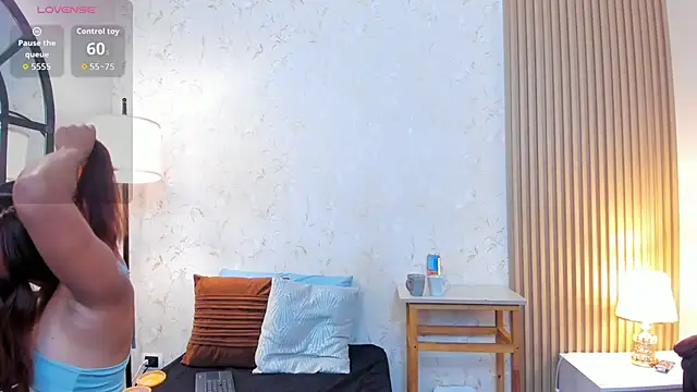 aliceandsia online show from February 4, 2026, 6:25 pm