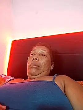 Naomi-Mature online show from February 4, 2026, 10:10 am