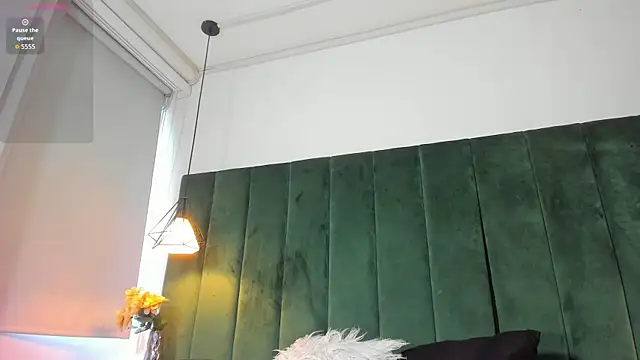 kittyy milk 001 online show from October 30, 2025, 8:20 pm