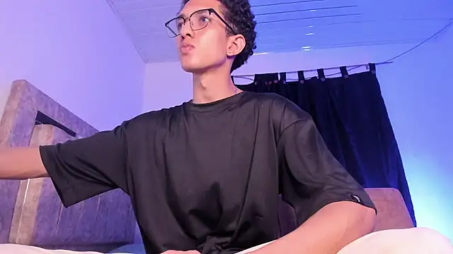 Snapshot of Cj_davis_ chatting on February 9, 2026, 2:26 am Cj davis online show from February 9, 2026, 2:26 am