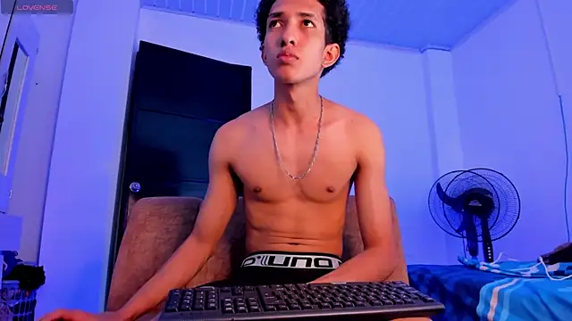 Snapshot of Cj_davis_ chatting on February 20, 2026, 4:20 am Cj davis online show from February 20, 2026, 4:20 am