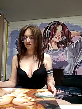 Snapshot of SophiaHarris chatting on September 28, 2025, 12:32 pm SophiaHarris online show from September 28, 2025, 12:32 pm
