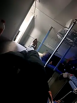 Snapshot of silverarmy5 chatting on September 25, 2025, 8:34 pm silverarmy5 online show from September 25, 2025, 8:34 pm