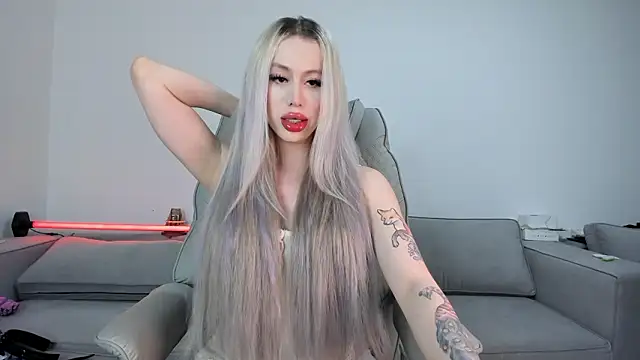 Snapshot of Sweet_Soffi chatting on February 24, 2026, 3:37 am Sweet Soffi online show from February 24, 2026, 3:37 am