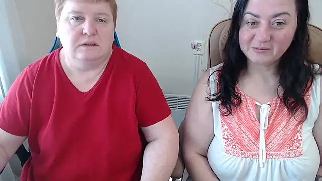 Snapshot of Bertie_Adeline chatting on February 25, 2026, 9:08 am Bertie Adeline online show from February 25, 2026, 9:08 am