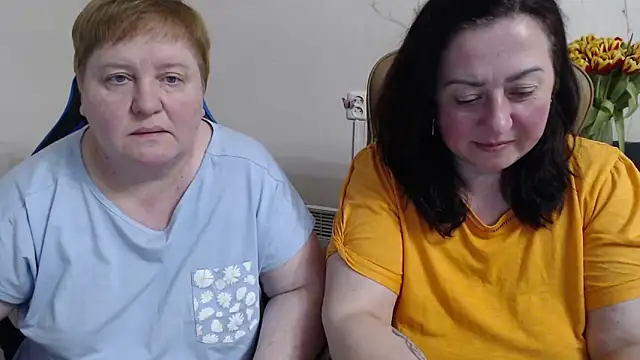 Snapshot of Bertie_Adeline chatting on March 9, 2026, 6:45 pm Bertie Adeline online show from March 9, 2026, 6:45 pm