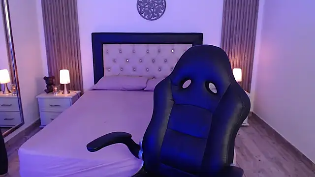 Snapshot of Red_kytty6 chatting on October 6, 2025, 8:28 pm Red kytty6 online show from October 6, 2025, 8:28 pm