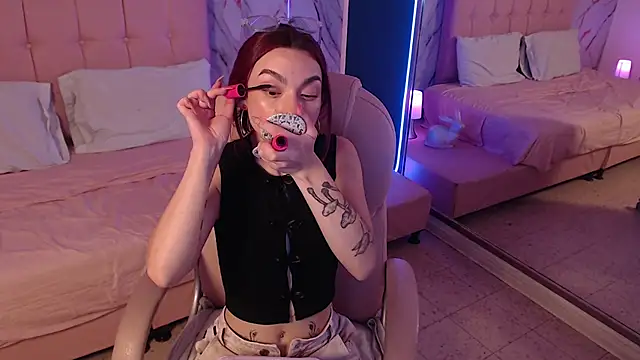 Red kytty6 online show from February 27, 2026, 3:28 am