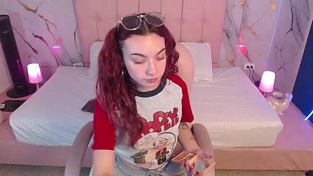 Snapshot of Red_kytty6 chatting on March 30, 2026, 4:24 am Red kytty6 online show from March 30, 2026, 4:24 am
