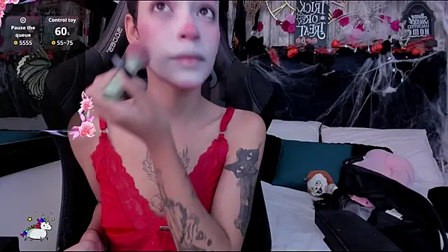 Snapshot of AnnyKitty_ chatting on October 20, 2025, 9:04 pm AnnyKitty  online show from October 20, 2025, 9:04 pm