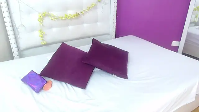 Snapshot of fat_naughtyass chatting on September 19, 2025, 1:45 pm fat naughtyass online show from September 19, 2025, 1:45 pm