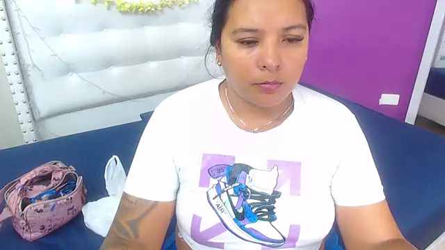 Snapshot of fat_naughtyass chatting on October 11, 2025, 1:42 pm fat naughtyass online show from October 11, 2025, 1:42 pm