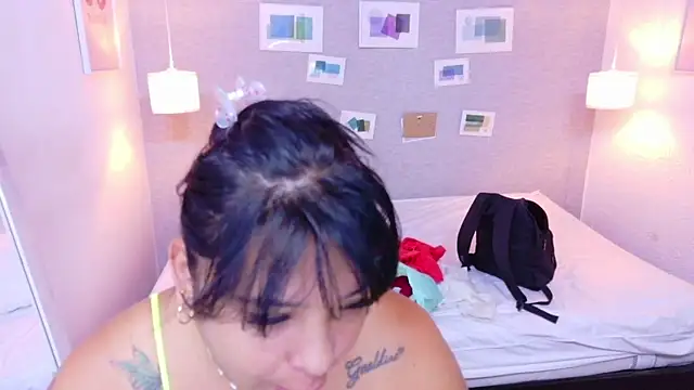 fat naughtyass online show from June 25, 2026, 1:26 pm