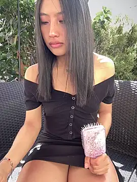 Snapshot of KloePink_ chatting on September 23, 2025, 2:31 pm KloePink  online show from September 23, 2025, 2:31 pm