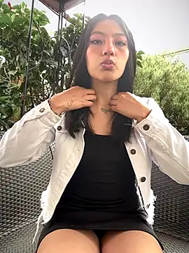 Snapshot of KloePink_ chatting on September 29, 2025, 2:00 pm KloePink  online show from September 29, 2025, 2:00 pm