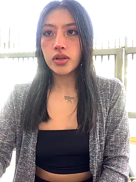 Snapshot of KloePink_ chatting on October 4, 2025, 1:20 pm KloePink  online show from October 4, 2025, 1:20 pm