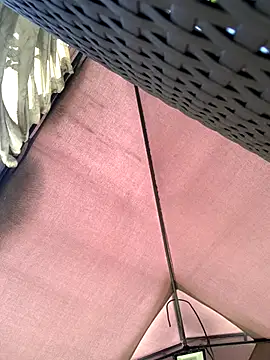 Snapshot of KloePink_ chatting on October 15, 2025, 1:11 pm KloePink  online show from October 15, 2025, 1:11 pm