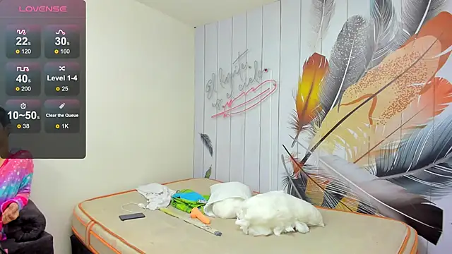 Holdme Hot online show from September 21, 2025, 3:41 am