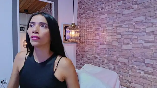 Martina thompson69 online show from March 20, 2026, 3:28 pm