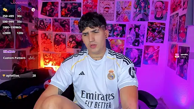 Snapshot of Saturn_boy chatting on November 1, 2025, 5:09 am Saturn boy online show from November 1, 2025, 5:09 am