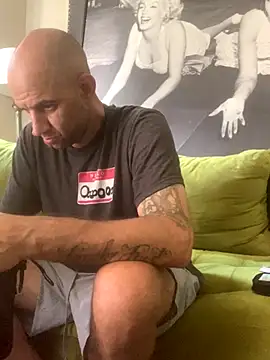 Snapshot of Hothotboyg chatting on September 8, 2025, 10:53 pm Hothotboyg online show from September 8, 2025, 10:53 pm