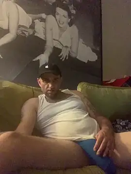 Snapshot of Hothotboyg chatting on October 23, 2025, 12:32 am Hothotboyg online show from October 23, 2025, 12:32 am