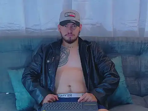 JaxRagnar088 online show from October 21, 2025, 8:42 pm