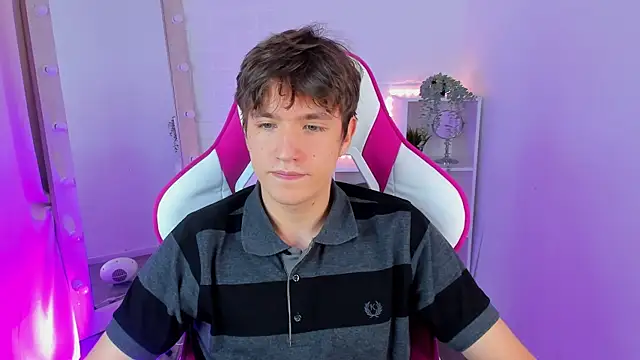 Ethan Rivers online show from October 2, 2025, 9:00 pm